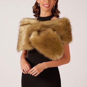 Azazie Faux Fur Wrap